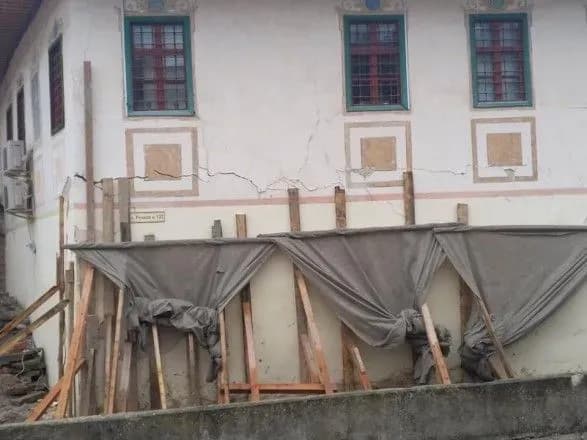 v-okupovanomu-krimu-pid-chas-restavratsiyi-poshkodili-khanskiy-palats