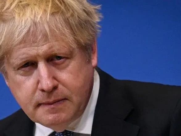 britanskim-premyer-ministrom-zatsikavilasya-politsiya-cherez-vechirki-na-dauning-strit