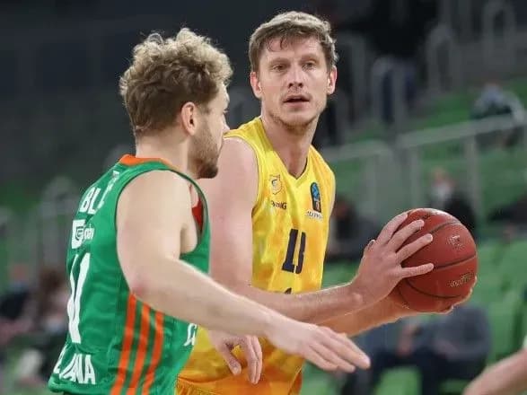klubi-basketbolistiv-zbirnoyi-ukrayini-peremogli-u-matchakh-chempionatu-ispaniyi-i-turechchini
