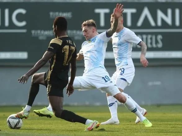 dinamo-prodovzhilo-peremozhnu-seriyu-na-zborakh-v-turechchini