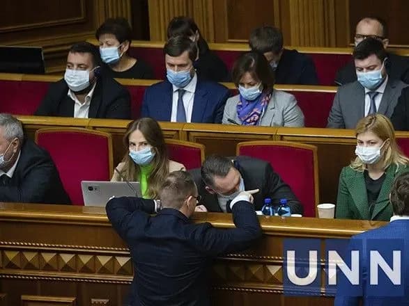 u-pyatnitsyu-u-radu-zaprosili-reznikova-kulebu-ta-shmigalya