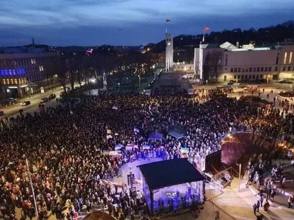 v-rosiyi-na-mitingakh-proti-viyni-zatrimali-bilshe-6-tisyach-protestuvalnikiv