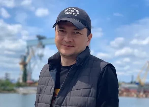 pid-mikolayevom-vorog-pochinaye-vtomlyuvatisya-vorozhi-komandiri-vidpochivayut-u-tilu-golova-oda