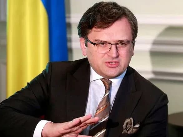 kuleba-zvernuvsya-do-shell-dlya-vas-nafta-rf-ne-pakhne-ukrayinskoyu-krovyu