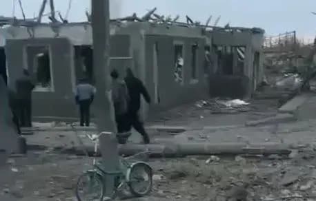 okupanti-zavdali-udaru-po-mistu-nepodalik-vid-mikolayeva-pid-zavalami-lyudi