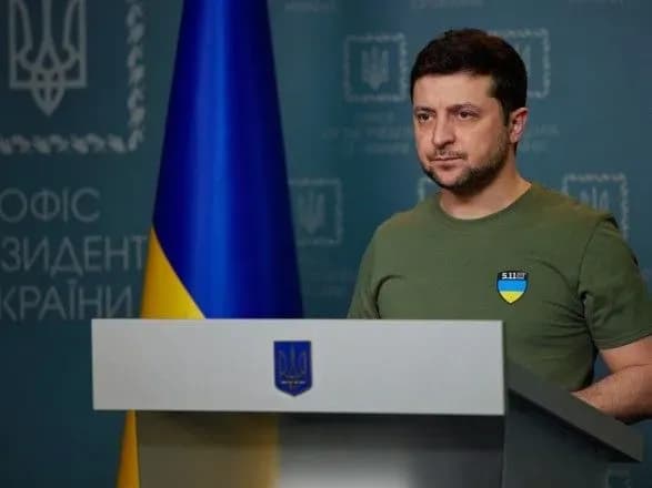 zelenskiy-pro-ukrayinu-v-nato-na-tse-pitannya-vidpovidaye-ponad-800-vipuschenikh-raket-rf