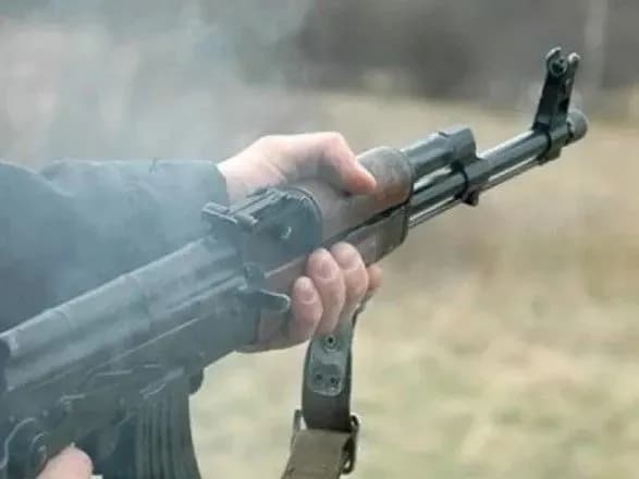 pid-mariupolem-boyoviki-dnr-zakhopili-kolonu-evakuatsiynikh-avtobusiv-lyudey-vzyali-u-zaruchniki