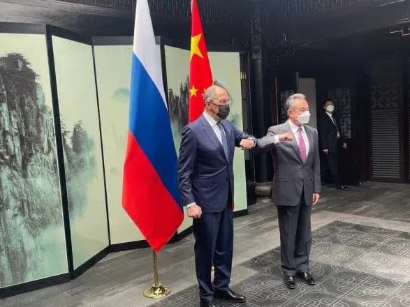 golova-mzs-rf-priyikhav-v-kitay-na-zustrich-z-kitayskim-kolegoyu