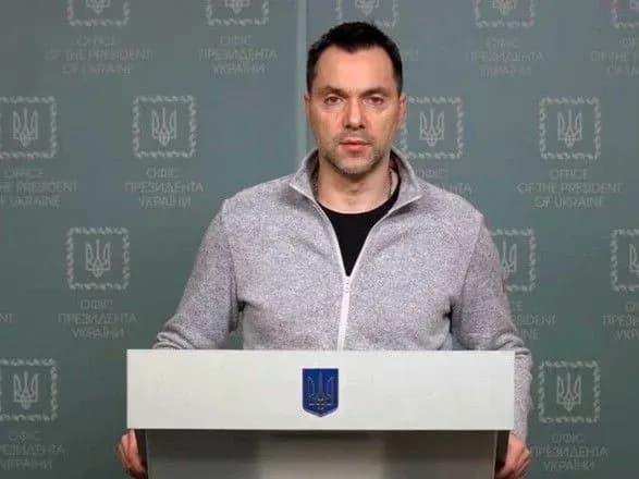 u-mariupoli-morpikhi-virvalisya-z-otochennya-voroga-i-zyednalisya-z-polkom-azov-arestovich