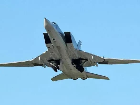 okupanti-vpershe-z-pochatku-viyni-zavdali-bombovikh-udariv-dalnimi-bombarduvalnikami-tu-22m3