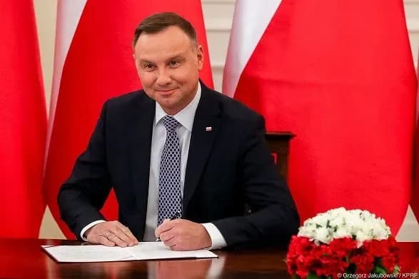 polscha-zaprovadila-vugilne-embargo-proti-rf