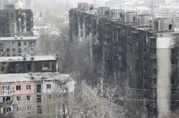 popri-skladnu-situatsiyu-azov-u-mariupoli-znischiv-sche-tri-tanki-ta-dvi-bronemashini-voroga