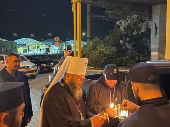 do-ukrayini-privezli-blagodatniy-vogon