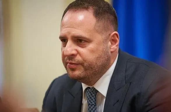 ukrayina-prezentuye-programu-z-rozroblennya-sanktsiy-proti-rf-v-niy-bere-uchast-eksposol-ssha-v-rosiyi