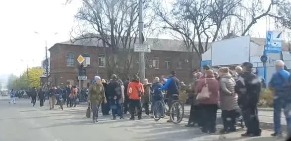 rosiyani-rozpovsyudzhuyut-feyki-pro-nadannya-zhitla-pri-vivezenni-na-dalekiy-skhid