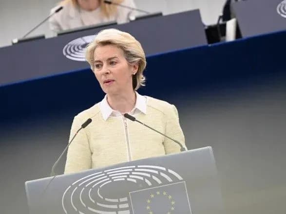 poetapne-naftove-embargo-ta-vidklyuchennya-sbyerbanka-vid-swift-u-yes-ofitsiyno-anonsuvali-shostiy-paket-sanktsiy-proti-rf