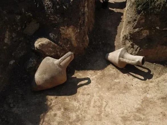 teritorialna-oborona-odesi-znayshla-starodavni-amfori