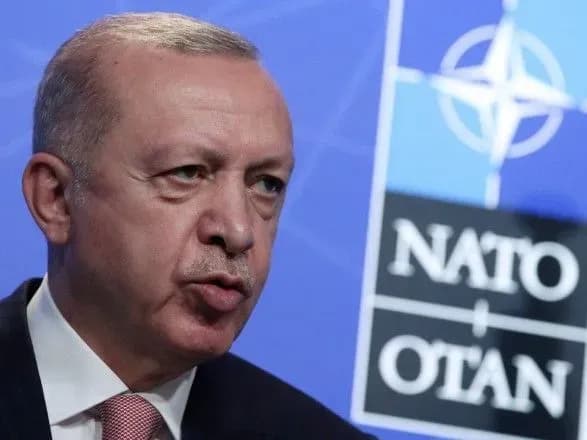 erdogan-zayaviv-scho-turechchina-ne-pidtrimuye-vstup-do-nato-finlyandiyi-ta-shvetsiyi