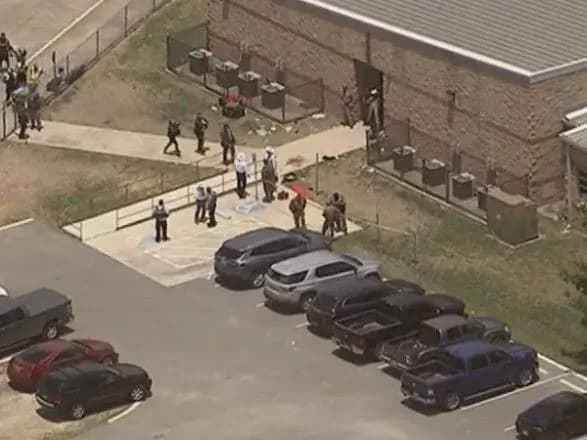 strilyanina-v-pochatkoviy-shkoli-tekhasu-kilkist-zhertv-zrosla