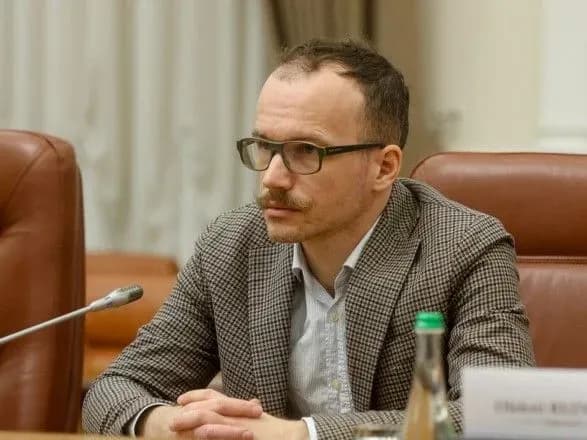 mayno-politikiv-chinovnikiv-ta-biznesmeniv-pidozryuvanikh-u-kolaboratsionizmi-konfiskovuvatimut-cherez-rnbo-ta-vaks-malyuska