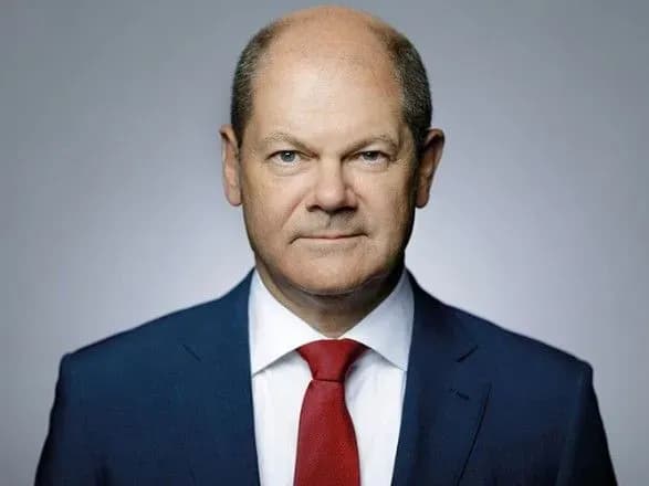 sholts-makron-i-dragi-mozhut-priyikhati-do-kiyeva-u-chervni-zmi