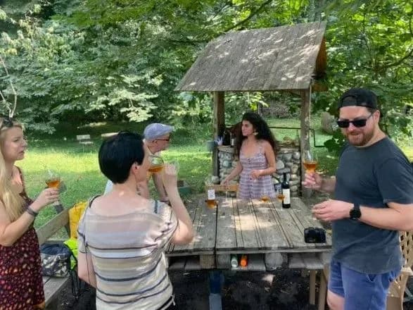 inozemtsyam-bilshe-ne-potribno-predyavlyati-negativniy-plr-test-gruziya-skasuvala-vsi-koronavirusni-obmezhennya-na-kordoni