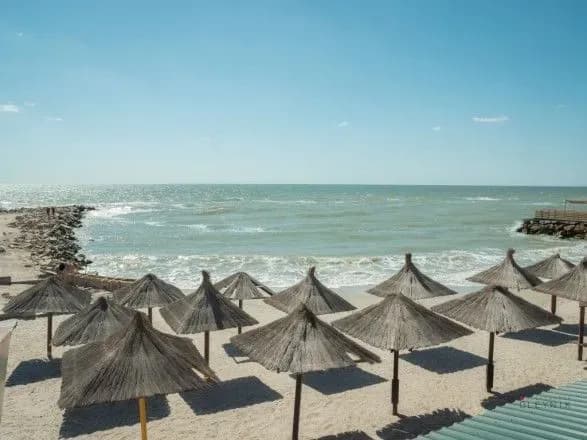 cherez-viynu-v-ukrayini-nadkhodzhennya-do-derzhbyudzhetu-vid-turistichnoyi-galuzi-znizilis-na-18