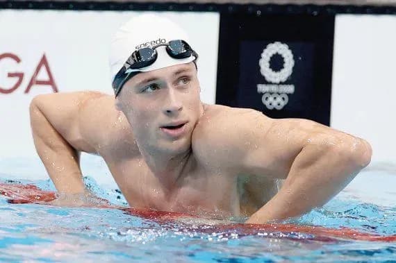 mikhaylo-romanchuk-z-naykraschim-rezultatom-proyshov-u-final-800-m-vilnim-stilem-na-chs-2022