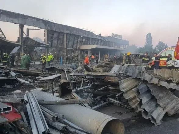 zelenskiy-rosiyskiy-udar-po-tts-v-kremenchutsi-tse-odin-z-naybilsh-zukhvalikh-teroristichnikh-aktiv-v-istoriyi-yevropi