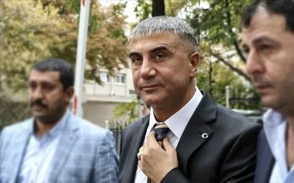 ekstraduvati-z-emirativ-milyoneri-aferisti-ta-mafiozi-na-vidachu-yakikh-chekayut-rizni-krayini