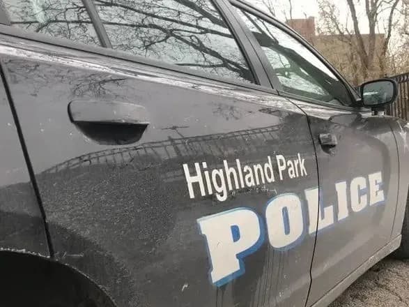 svyatkuvannya-dnya-nezalezhnosti-nevidomiy-v-peredmisti-chikago-zastreliv-kilkokh-lyudey-pid-chas-paradu