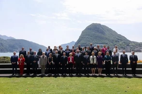 uryad-nezabarom-predstavit-perelik-partneriv-yaki-spriyatimut-vidnovlennyu-ukrayinskikh-gromad-shmigal