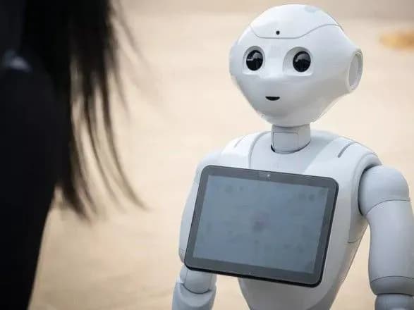 u-ssha-inzheneri-rozrobili-robota-dlya-dopomogi-lyudyam-iz-dementsiyeyu