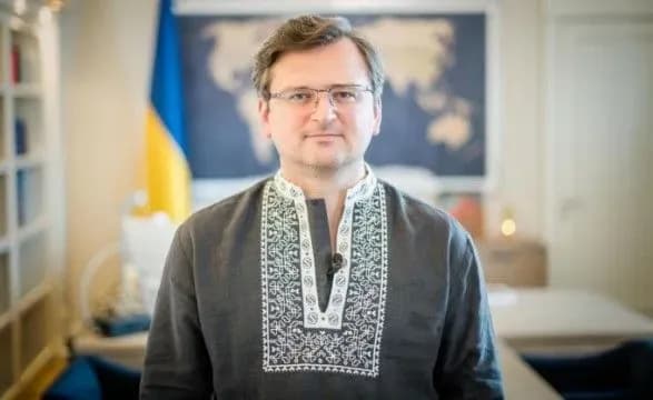 himars-gaubitsi-tanki-vse-yde-i-bude-sche-bilshe-kuleba-pro-postachannya-zbroyi-zsu