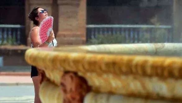 ponad-500-lyudey-zaginuli-cherez-silnu-speku-v-ispaniyi