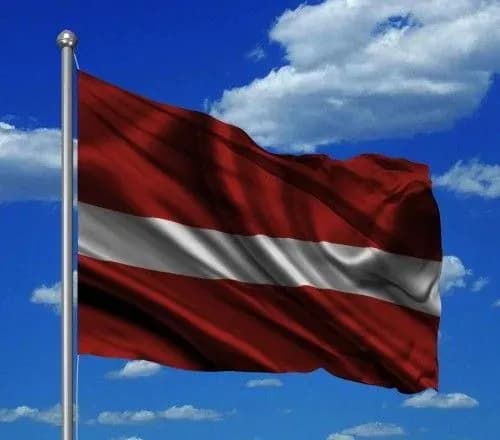 glava-mzs-latviyi-ukrayini-potribno-bilshe-himars