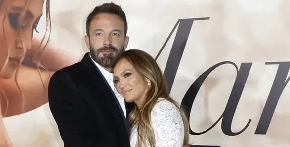 dzhennifer-lopes-i-bena-affleka-pomitili-v-parizhi-pid-chas-medovogo-misyatsya