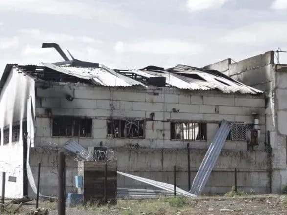 u-koloniyi-v-olenivtsi-mig-vibukhnuti-zaryad-vid-vognemetu-ofis-genprokurora