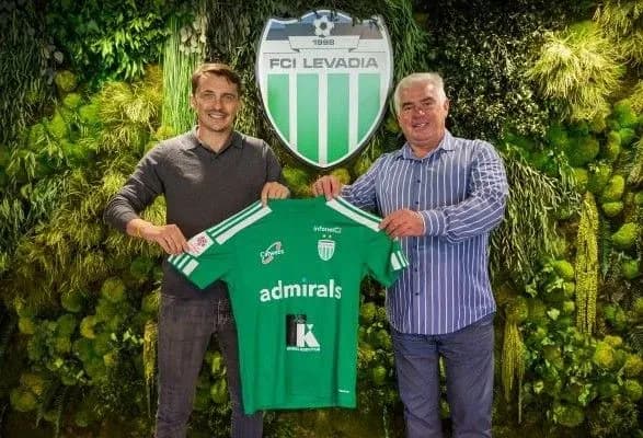 novim-golovnim-trenerom-fki-levadiya-priznacheno-ukrayintsya-maksima-kalinichenka