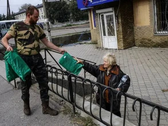 nadkhodyat-produkti-ta-liki-zelenskiy-zayaviv-scho-zvilneni-rayoni-kharkivschini-nareshti-mozhut-zhiti