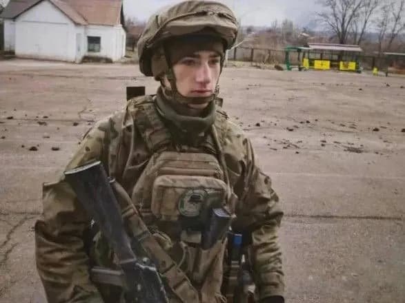 z-polonu-vizvolili-naymolodshogo-zakhisnika-azovstali