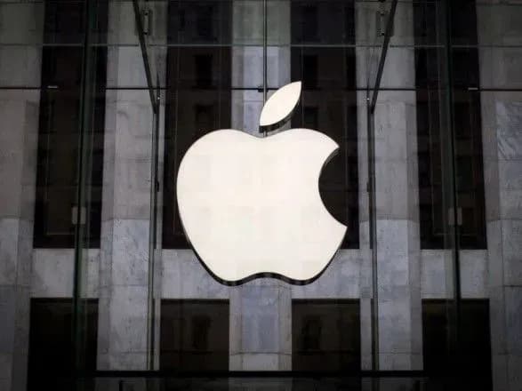 apple-vidmovlyayetsya-vid-zbilshennya-virobnitstva-iphone-pislya-padinnya-popitu
