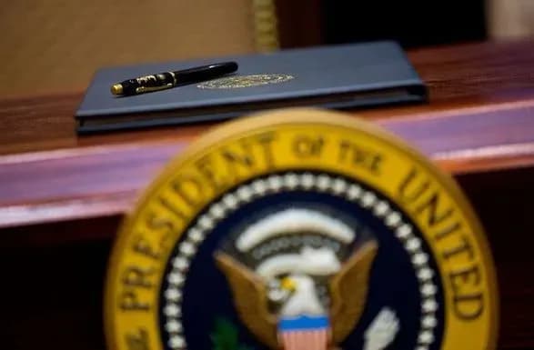 bayden-pidpisav-ukaz-pro-konfidentsiynist-osobistikh-danikh-ssha-ta-yes