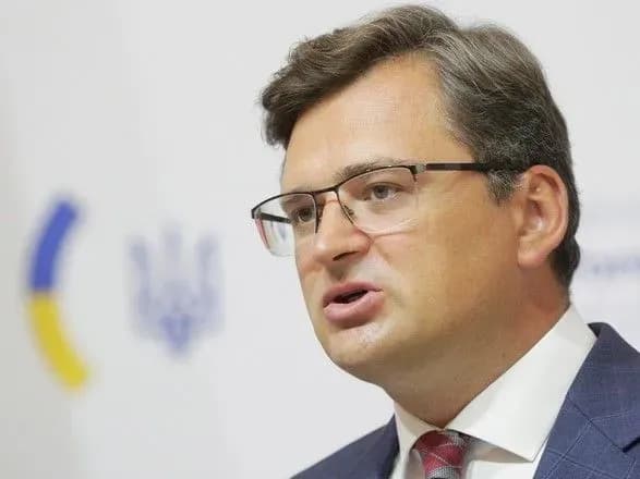 tsya-mayachnya-pro-te-scho-putina-provokuyut-maye-pripinitisya-kuleba-pro-spravzhnyu-prichinu-atak