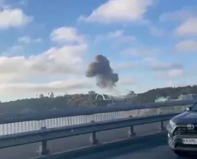 zelenskiy-pokazav-naslidki-raketnikh-udariv-po-tsentru-kiyeva