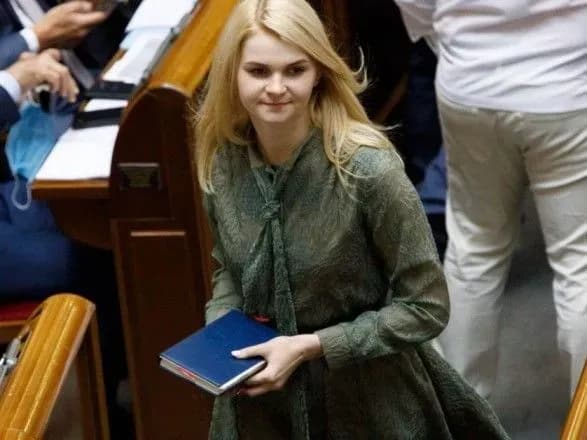 ne-vkazala-ponad-4-4-mln-grn-u-deklaratsiyi-suditimut-slugu-narodu-kolisnik