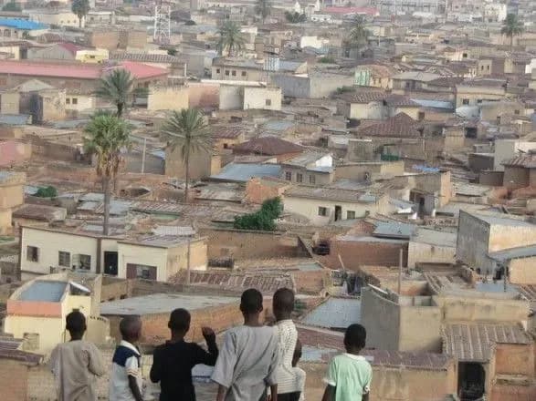 ssha-ta-spoluchene-korolivstvo-poperedzhayut-pro-mozhliviy-napad-u-stolitsi-nigeriyi