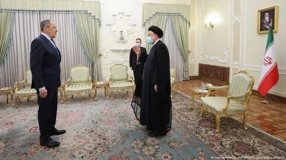 iran-ta-rosiya-pidpisali-ugodi-pro-pogliblennya-ekonomichnoyi-spivpratsi