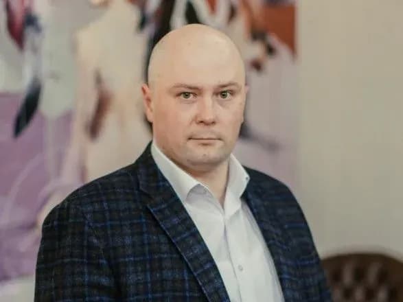 dolar-mozhna-pridbati-za-kursom-nbu-ale-ye-nyuans-bankir-rozpoviv-yak-pratsyuye-noviy-instrument-vid-natsbanku