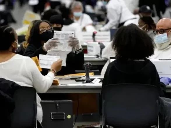 vibori-u-ssha-respublikantsi-bachat-uspikhi-v-palati-predstavnikiv-na-promizhnikh-viborakh